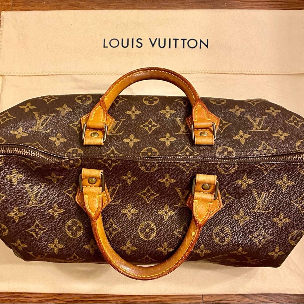 Authentic Louis Vuitton speedy 40- NO SCAMMERS